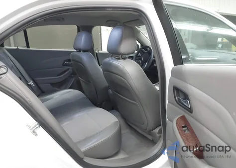 2013 Chevrolet Malibu Eco z USA, uszkodzony, nr VIN 1G11D5RR5DF121237